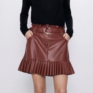 Zara pink faux leather pleated mini skirt